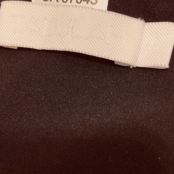 Talulah Lined Open Stomach Beauty Printed Bodycon Dress - Picture 7 of 7